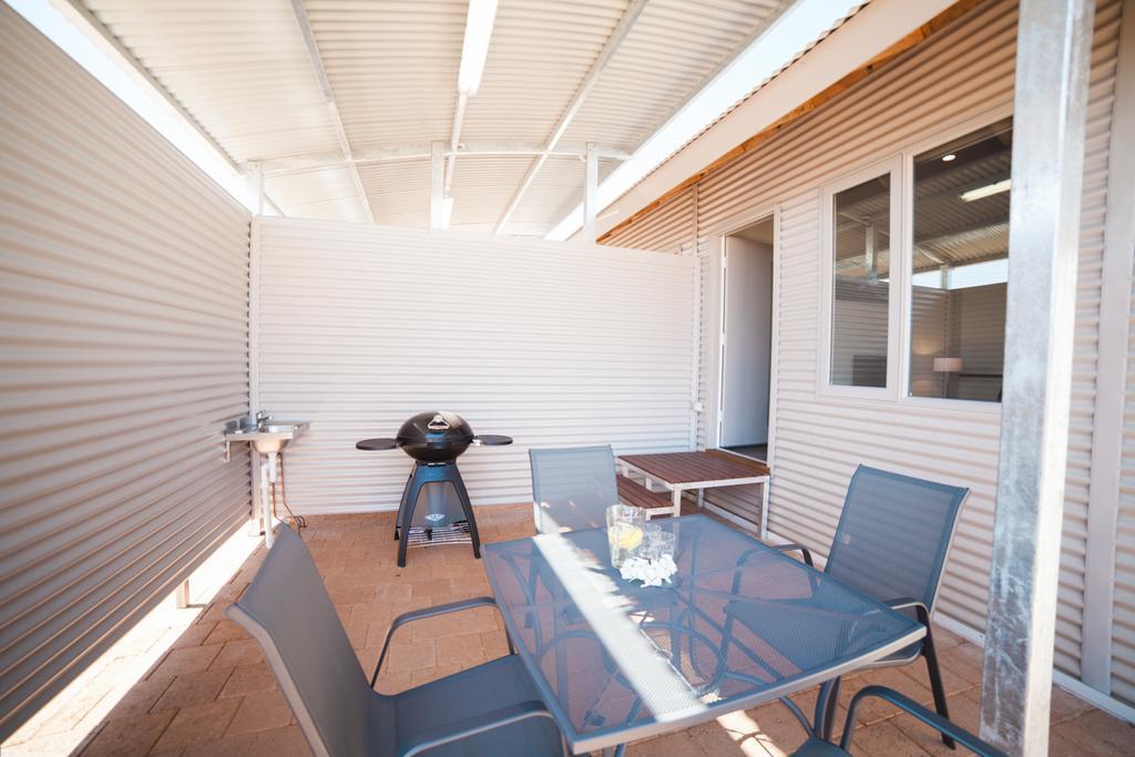 Exmouth Escape Resort Bagian luar foto